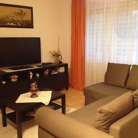 Konig Apartman City Center Apartment Budapest Luaran gambar